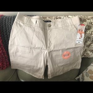 Lee mid rise shorts